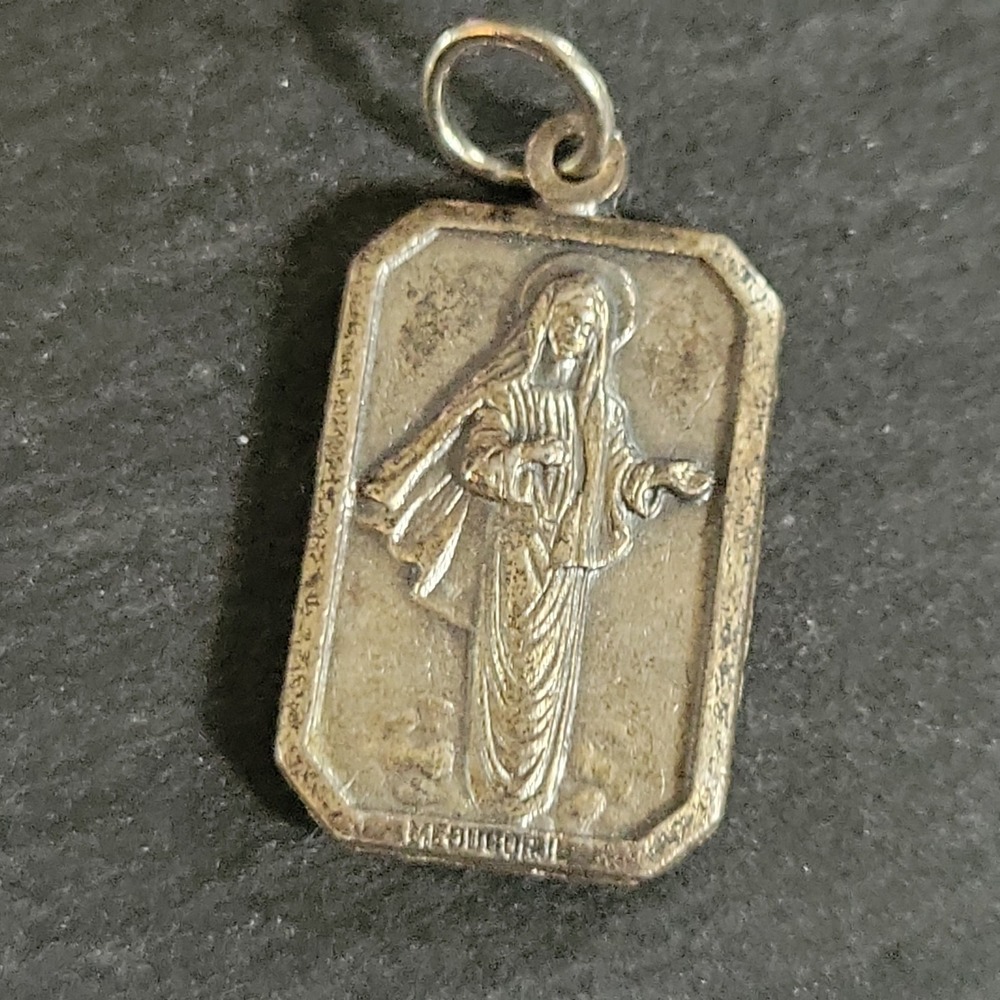 Vintage Virgin Mary Religious Medal Pendant Silver Tone Small Gothic 70s